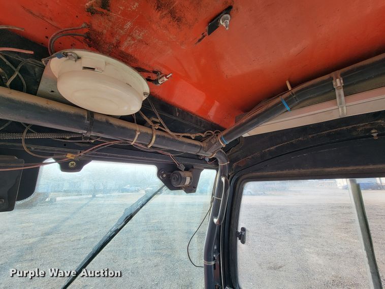 image for item HG9398 2004 Kubota RTV900  utility vehicle