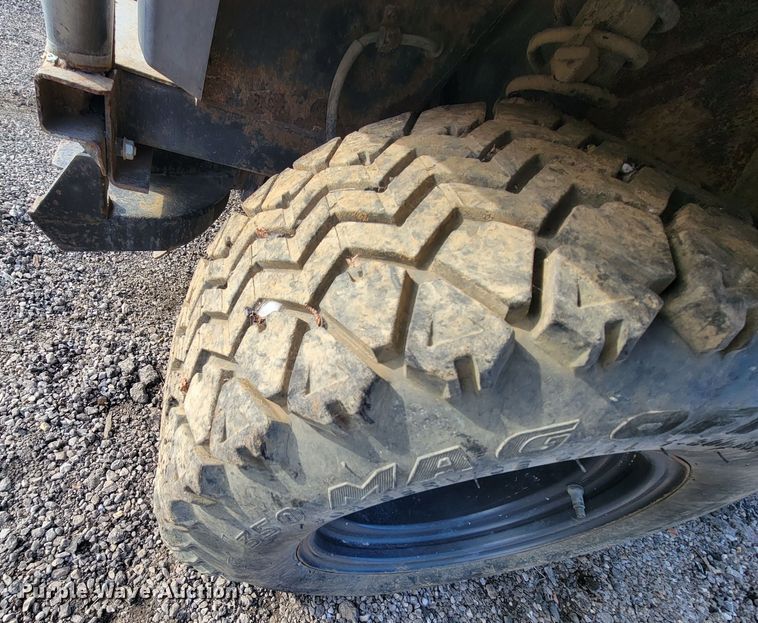 image for item HG9398 2004 Kubota RTV900  utility vehicle