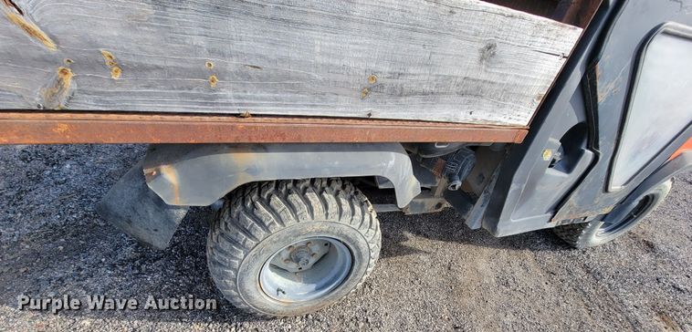 image for item HG9398 2004 Kubota RTV900  utility vehicle