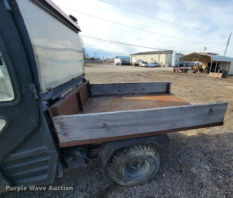 image for item HG9398 2004 Kubota RTV900  utility vehicle