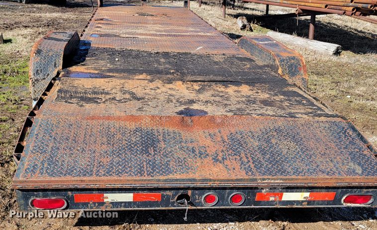 image for item HG9409 2011 Atlas TR83  equipment trailer