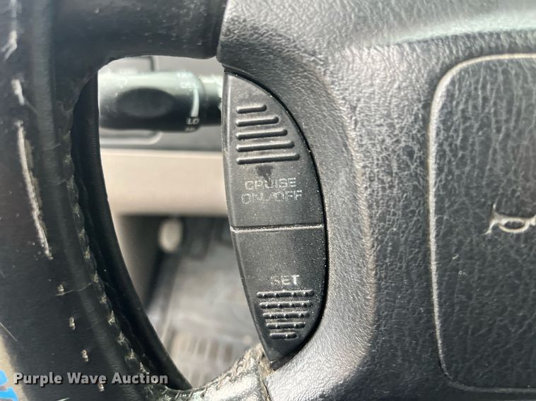 image for item HP9432 2002 Dodge Dakota SLT  Quad Cab pickup truck