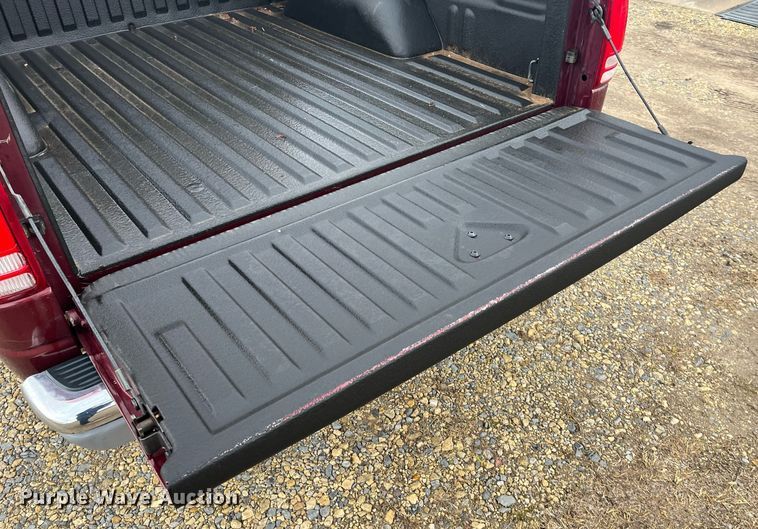 image for item HP9432 2002 Dodge Dakota SLT  Quad Cab pickup truck