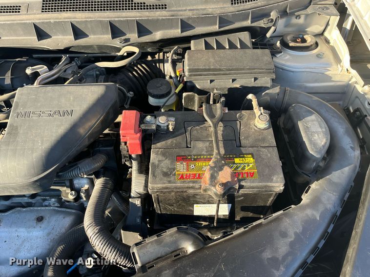 image for item HP9475 2013 Nissan Rogue SV  SUV