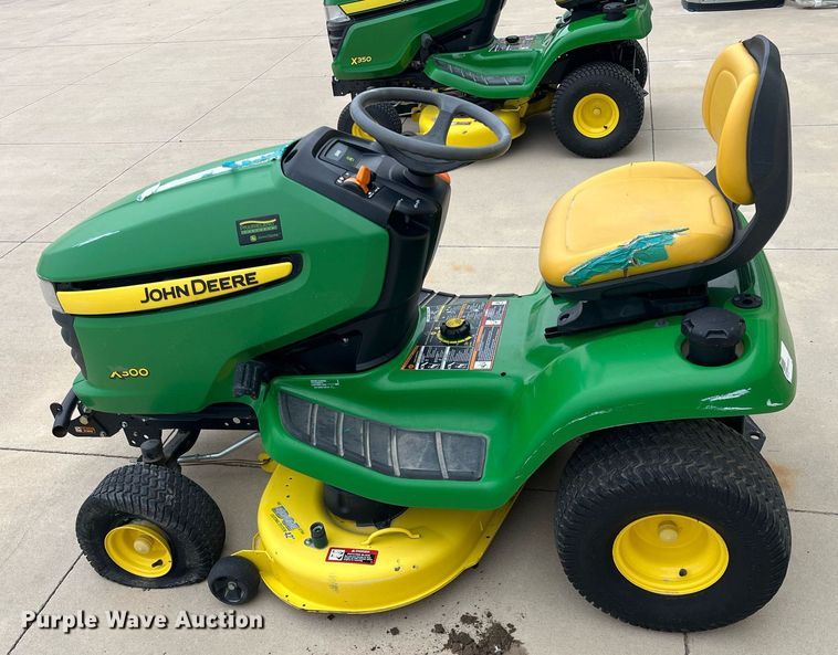 image for item HP9478 John Deere X300  lawn mower
