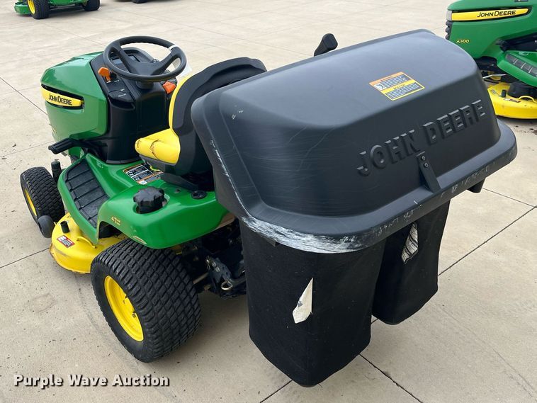 image for item HP9479 John Deere X304  lawn mower