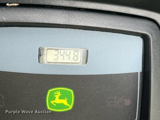 image for item HP9479 John Deere X304  lawn mower