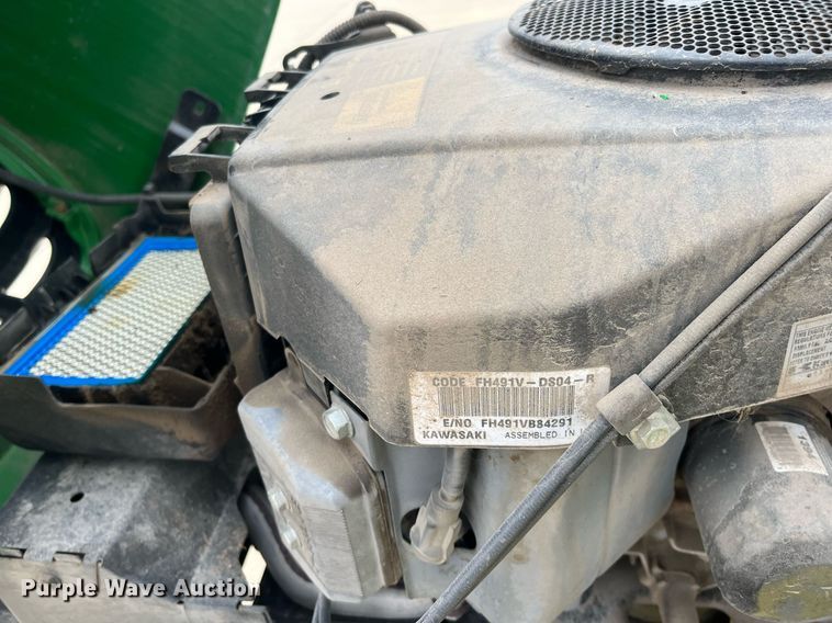 image for item HP9479 John Deere X304  lawn mower