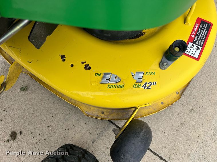 image for item HP9479 John Deere X304  lawn mower