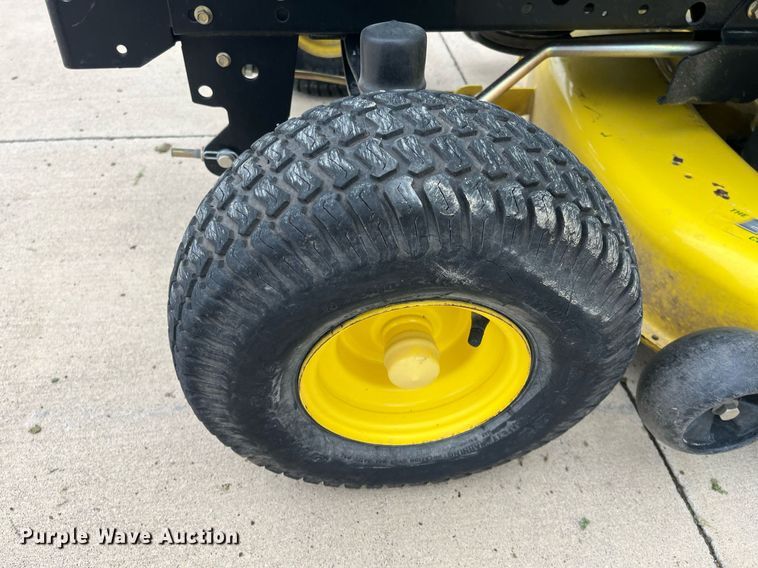 image for item HP9479 John Deere X304  lawn mower