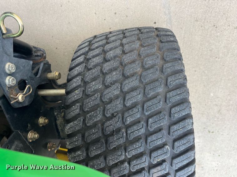 image for item HP9479 John Deere X304  lawn mower