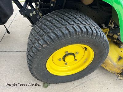 image for item HP9479 John Deere X304  lawn mower