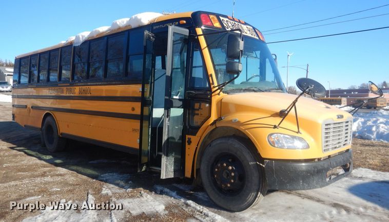 image for item HQ9574 2010 Thomas Built 281TS  school bus