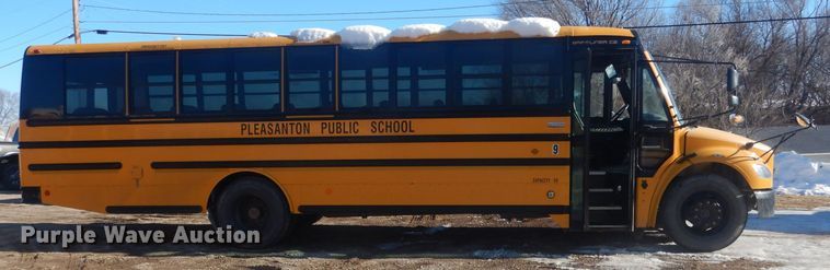 image for item HQ9574 2010 Thomas Built 281TS  school bus