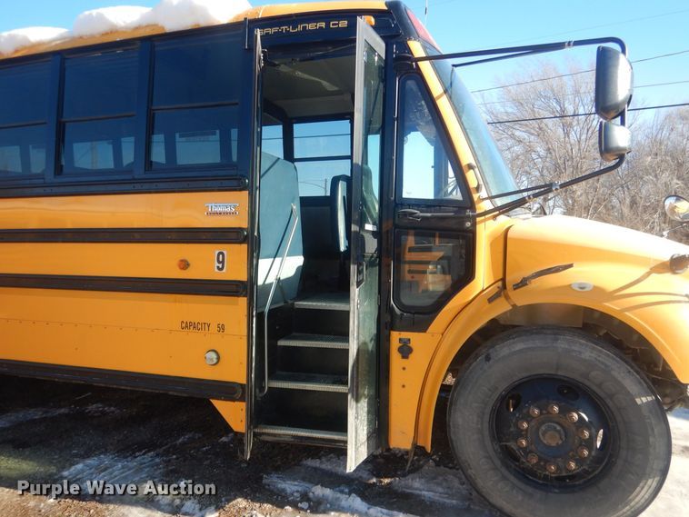 image for item HQ9574 2010 Thomas Built 281TS  school bus