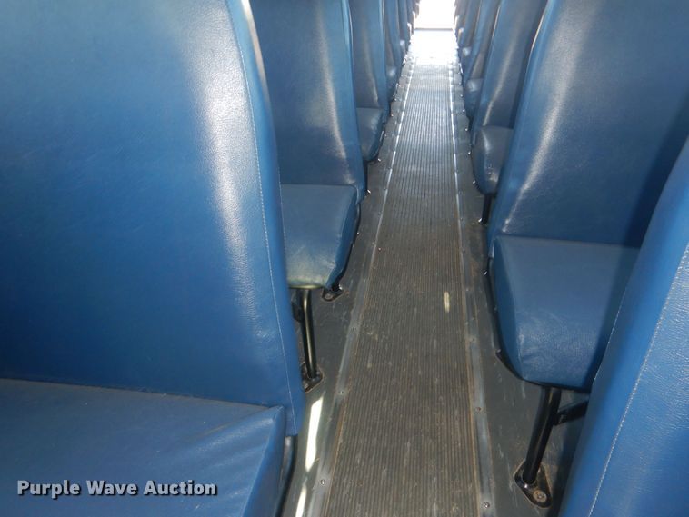 image for item HQ9574 2010 Thomas Built 281TS  school bus