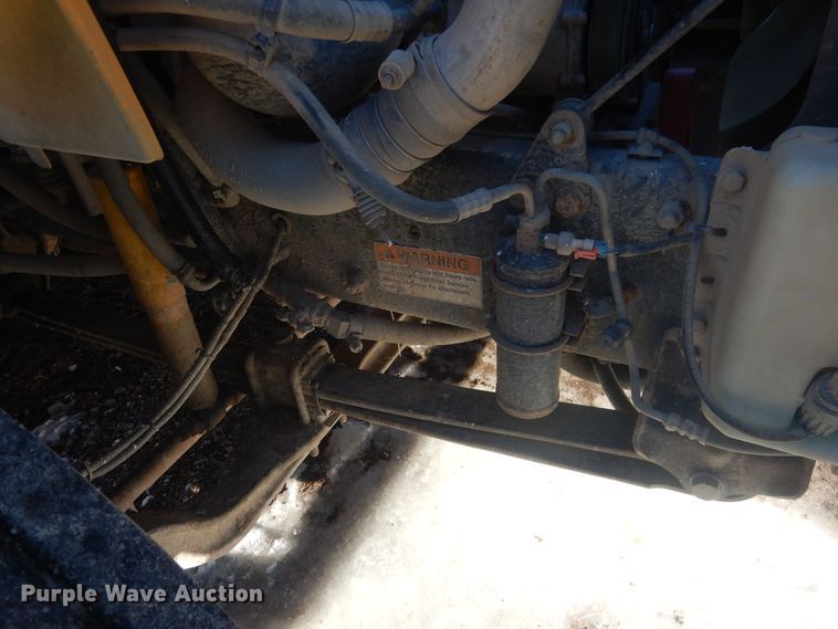 image for item HQ9574 2010 Thomas Built 281TS  school bus