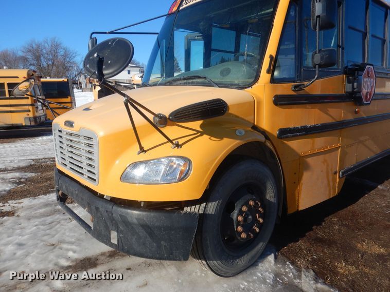 image for item HQ9574 2010 Thomas Built 281TS  school bus