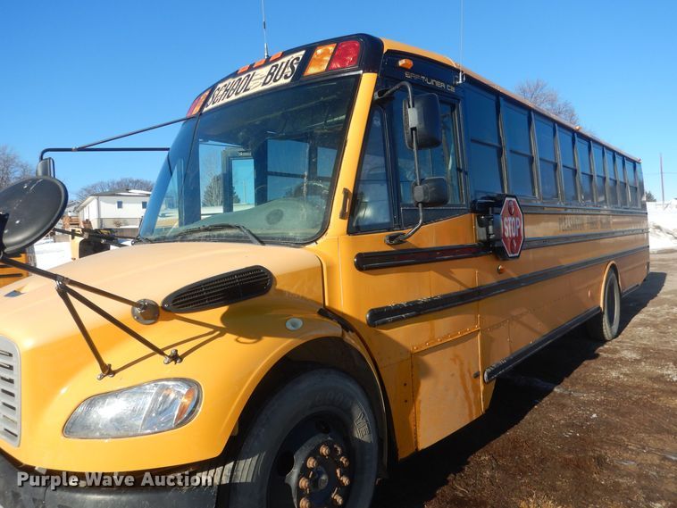 image for item HQ9574 2010 Thomas Built 281TS  school bus