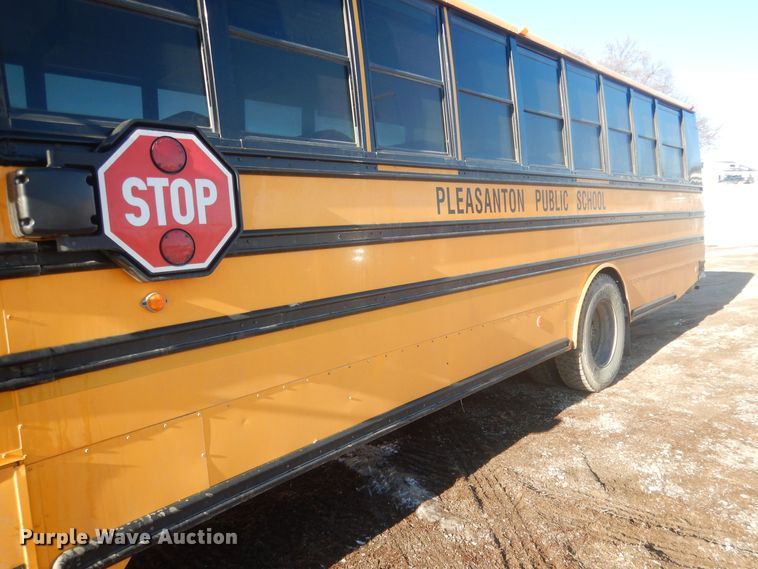 image for item HQ9574 2010 Thomas Built 281TS  school bus