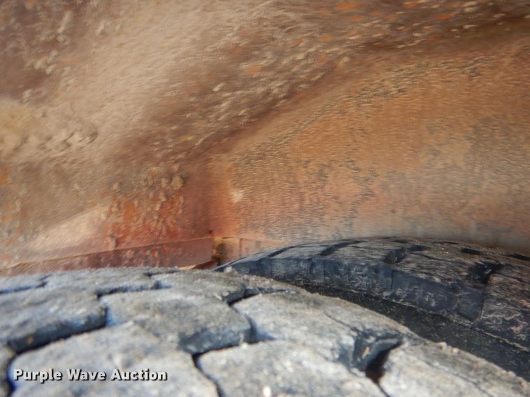 image for item HQ9574 2010 Thomas Built 281TS  school bus