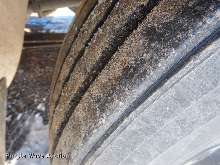 image for item HQ9574 2010 Thomas Built 281TS  school bus