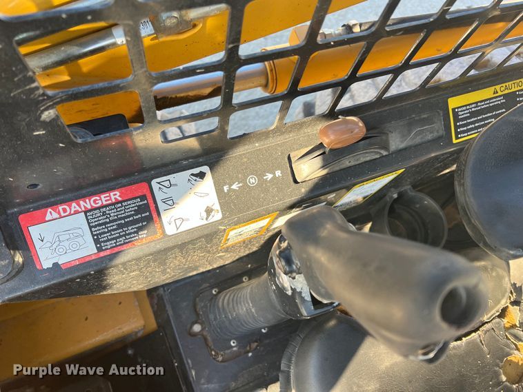 image for item ID9456 2014 John Deere 315  skid steer loader