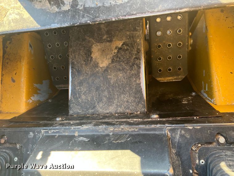 image for item ID9456 2014 John Deere 315  skid steer loader