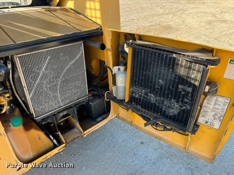 image for item ID9456 2014 John Deere 315  skid steer loader