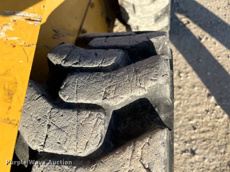 image for item ID9456 2014 John Deere 315  skid steer loader