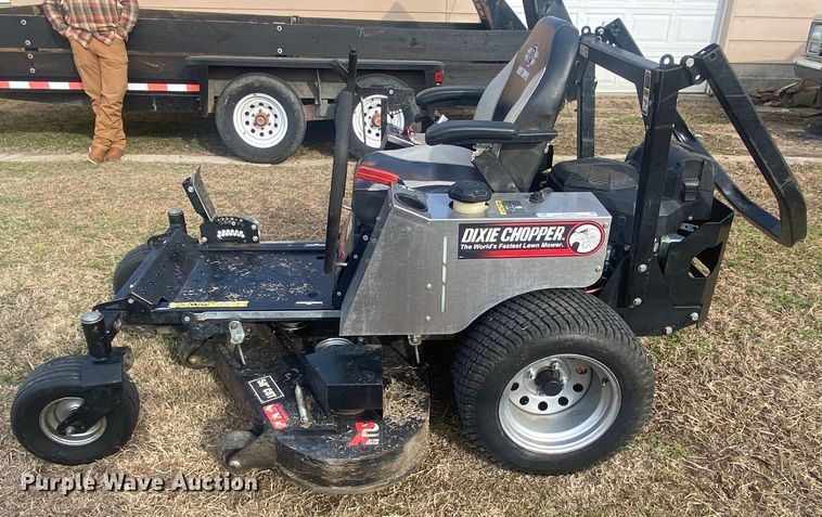 image for item IG9889 2016 Dixie Chopper Magnum HP  ZTR lawn mower