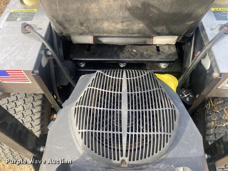 image for item IG9889 2016 Dixie Chopper Magnum HP  ZTR lawn mower