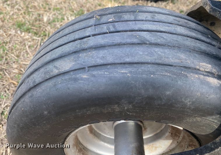 image for item IG9889 2016 Dixie Chopper Magnum HP  ZTR lawn mower