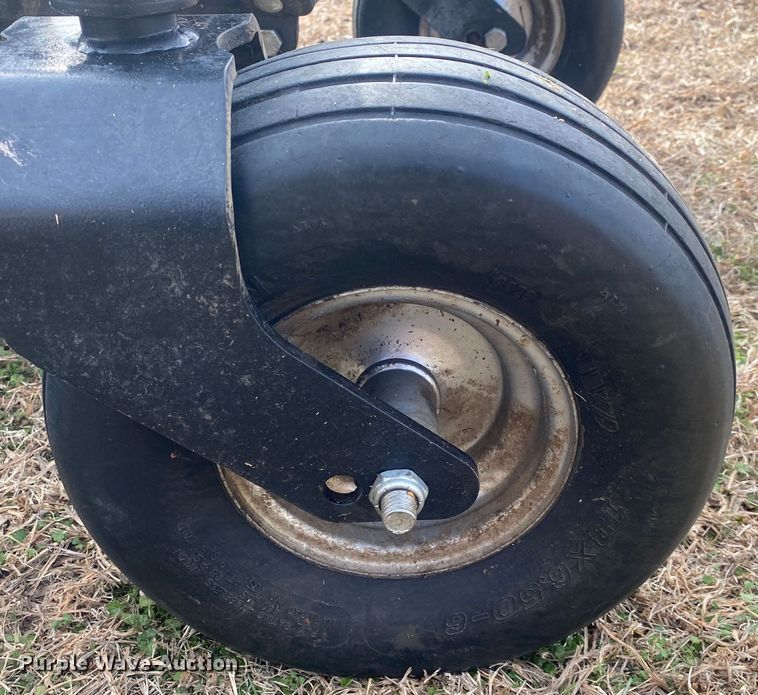 image for item IG9889 2016 Dixie Chopper Magnum HP  ZTR lawn mower