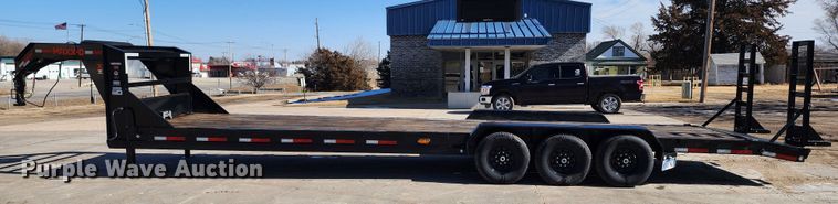 image for item IL9093 2021 Maxey MAXXD  equipment trailer