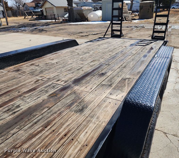 image for item IL9093 2021 Maxey MAXXD  equipment trailer