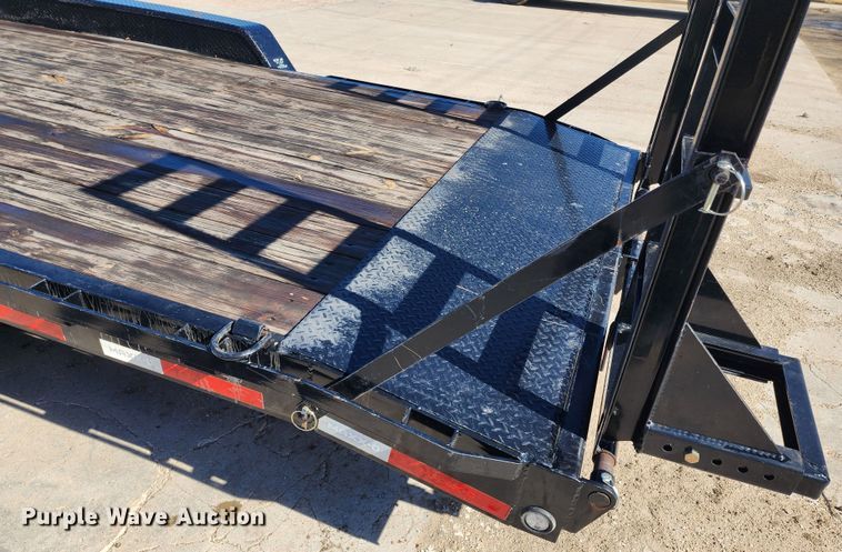 image for item IL9093 2021 Maxey MAXXD  equipment trailer