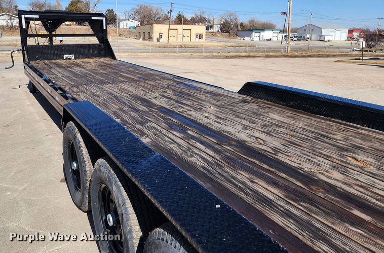 image for item IL9093 2021 Maxey MAXXD  equipment trailer