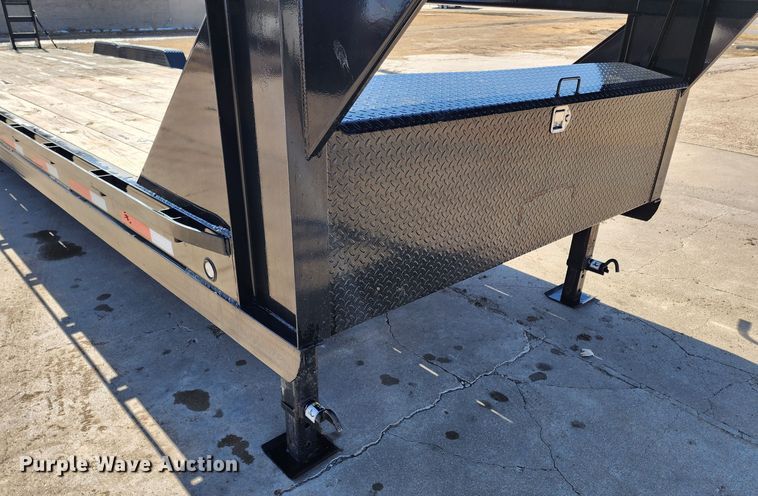 image for item IL9093 2021 Maxey MAXXD  equipment trailer