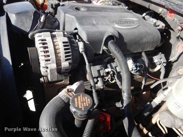 image for item IO9369 2001 Chevrolet Suburban 2500  SUV