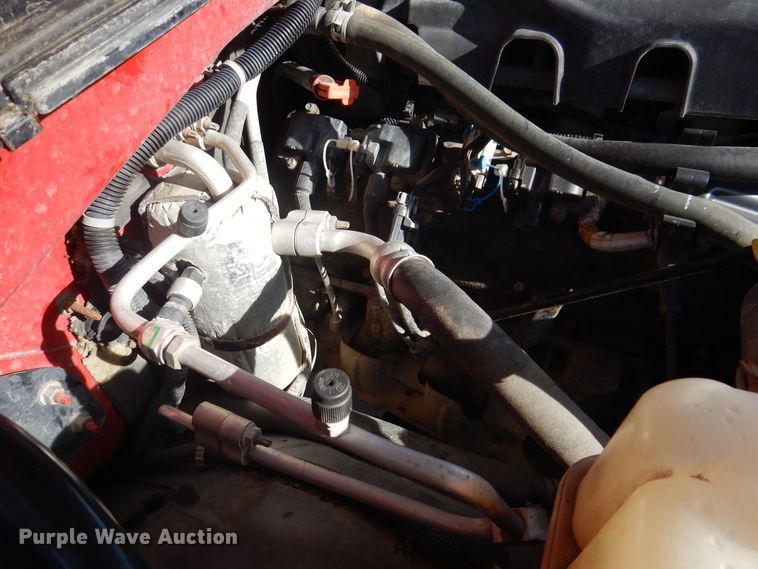 image for item IO9369 2001 Chevrolet Suburban 2500  SUV