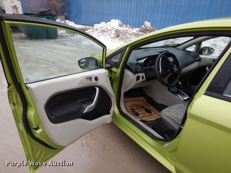 image for item IO9375 2011 Ford Fiesta SE