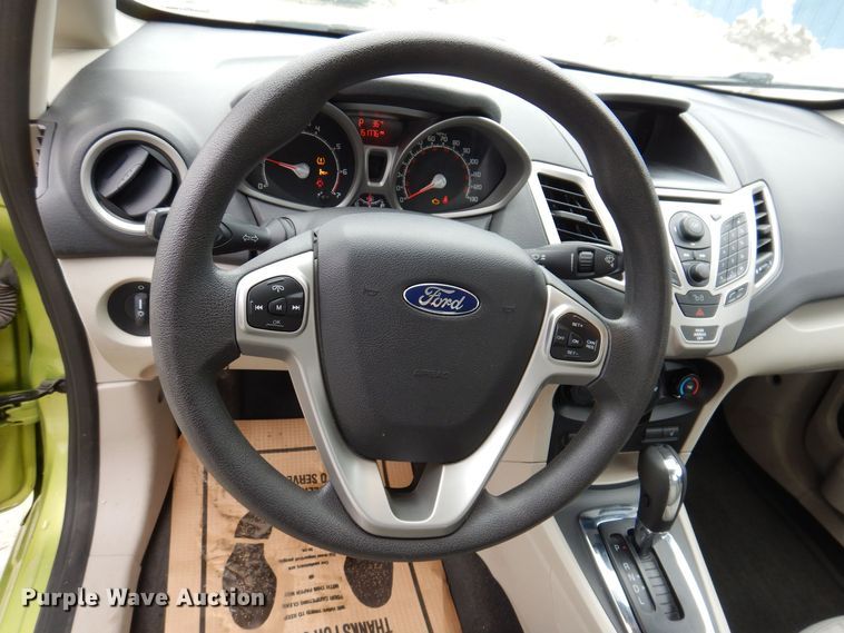 image for item IO9375 2011 Ford Fiesta SE