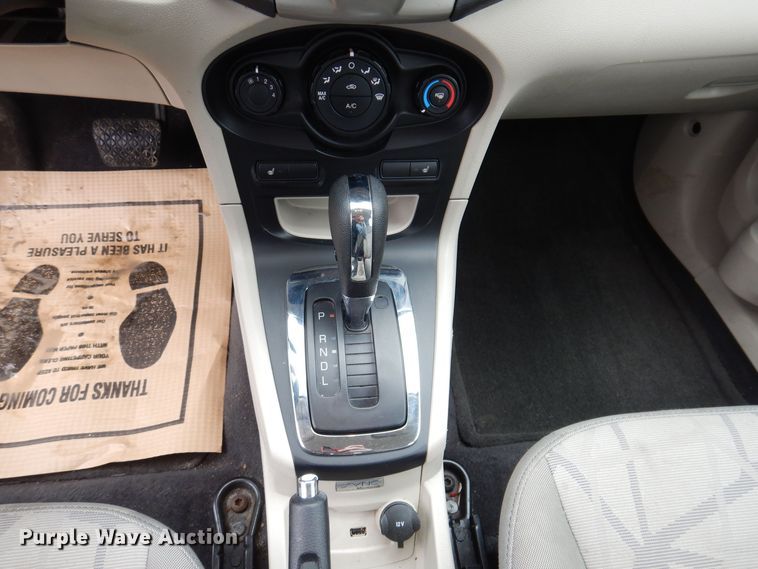 image for item IO9375 2011 Ford Fiesta SE