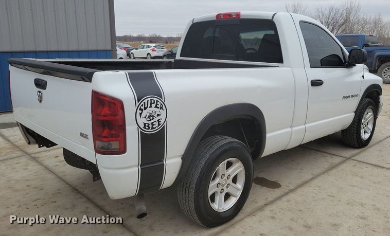 image for item IO9399 2006 Dodge Ram 1500 SLT  pickup truck