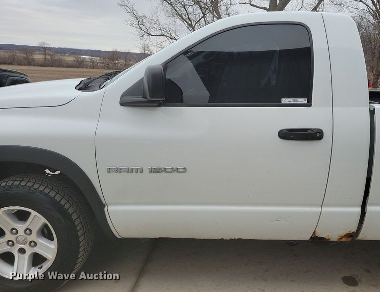 image for item IO9399 2006 Dodge Ram 1500 SLT  pickup truck
