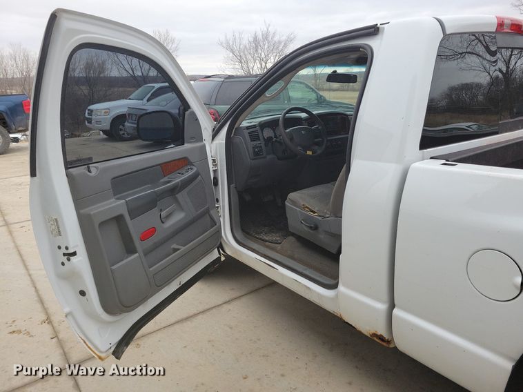 image for item IO9399 2006 Dodge Ram 1500 SLT  pickup truck