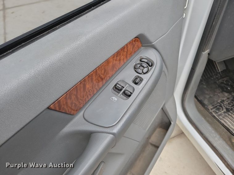 image for item IO9399 2006 Dodge Ram 1500 SLT  pickup truck