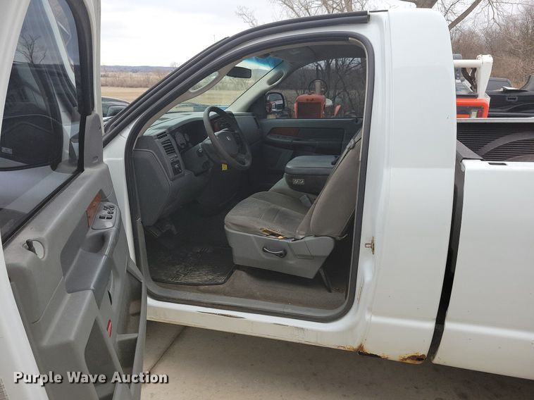 image for item IO9399 2006 Dodge Ram 1500 SLT  pickup truck