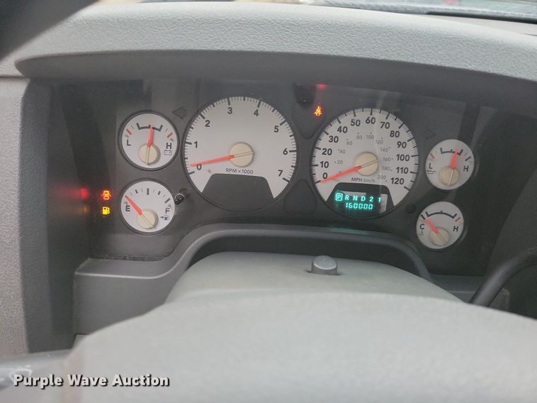 image for item IO9399 2006 Dodge Ram 1500 SLT  pickup truck